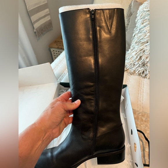 Women’s Ralph Lauren Riding Boot - Picture 2 of 8